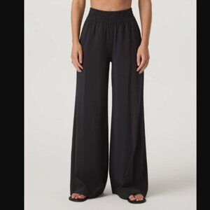 Vuori Black Wide Leg Pants